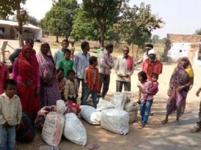 गरीब लोगों को खाना खिलाने में मदद करें